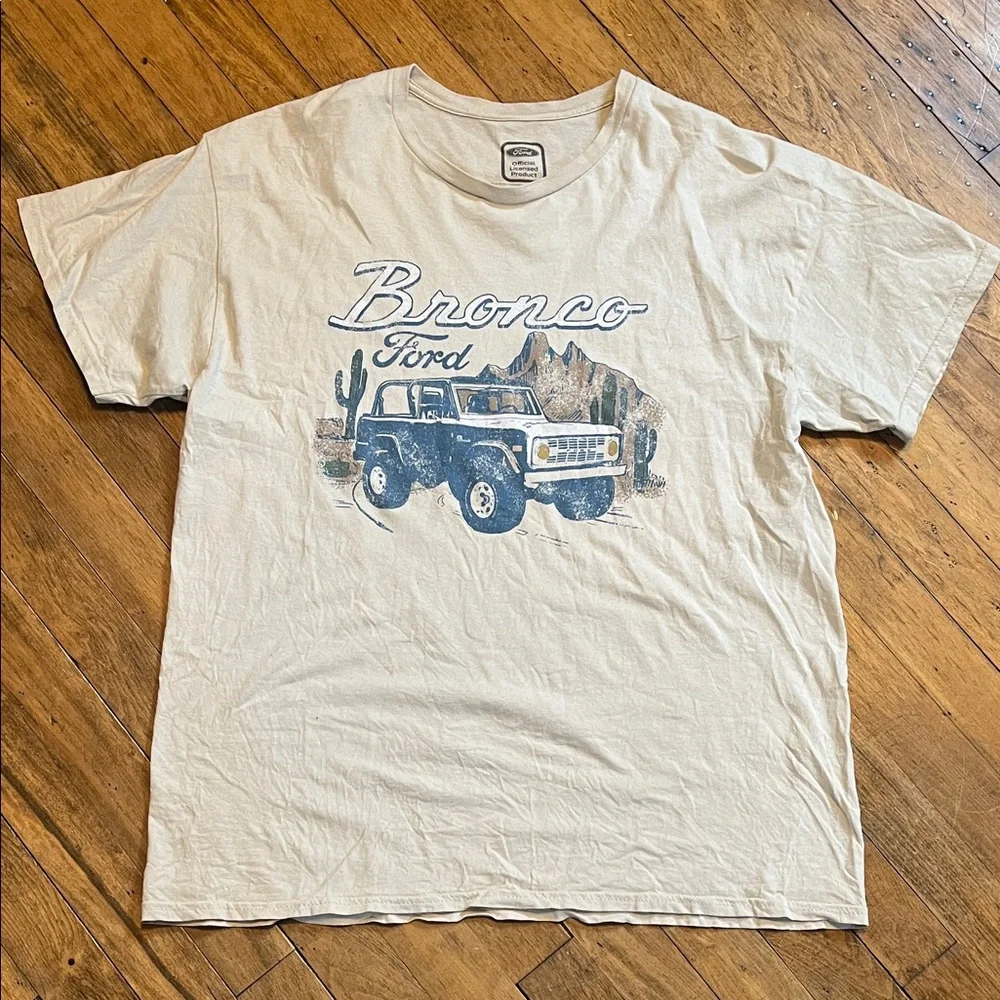 Hybrid Apparel Beige Ford Bronco T-Shirt - Picture 1 of 5